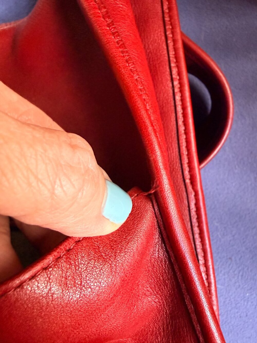 Vintage Coach Legacy Crescent Hobo in Cherry Red 9718 - Picture 4 of 12